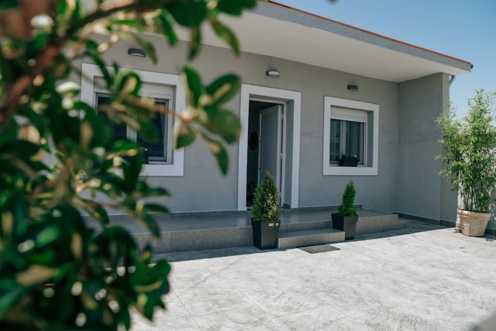 Sophia'S Coastal Retreat Vila Korinós Exterior foto